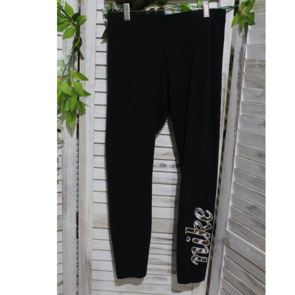 Nike Pants - Nike leggings with floral Nike logo (789) 🧘🐞